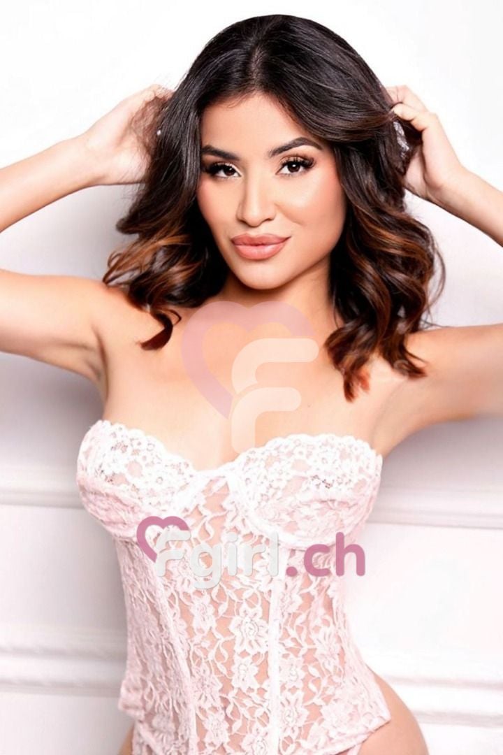 Vanessa – Geneva photo 4
