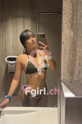 Velvet - Masseuse érotique à Montreux
