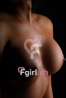 Véronica - Masseuse érotique à Eaux-vives
