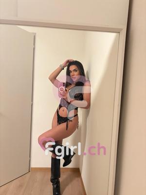 Vicky - Escort à Genève
