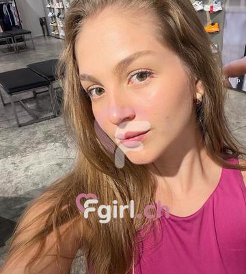 Vicky - Escort in Lausanne

