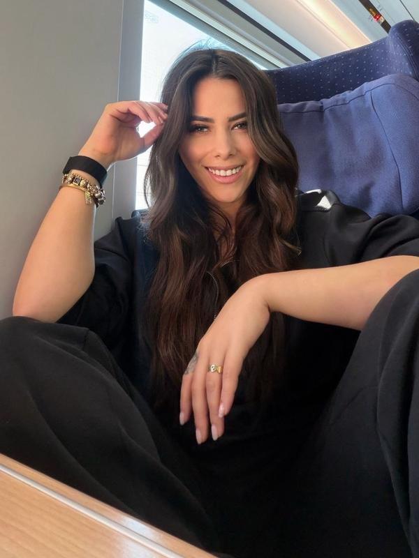 Vicky - Escort a Lausanne
