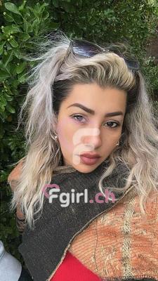Victoria - Escort à Genève