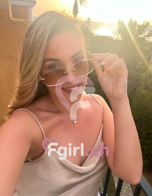 Victoria - Escort in Yverdon-les-bains