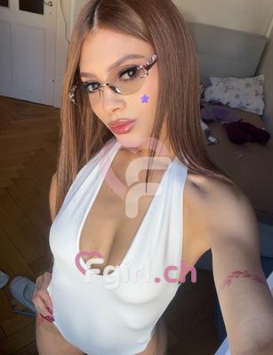 Victoria - Escort a Sion