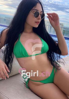 Victoria - Escort in Thônex
