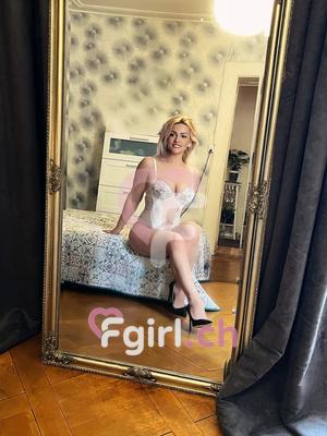 Victoria - Escort in Le Locle
