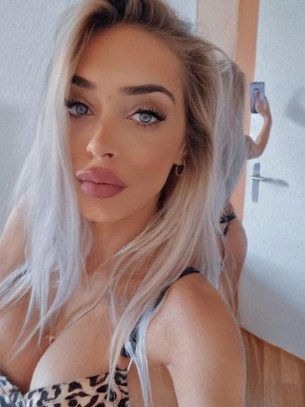 Victoria - Escort en Romont

