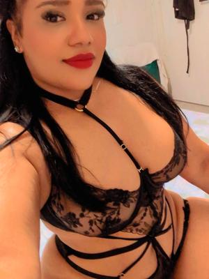 Victoria - Escort in Monthey
