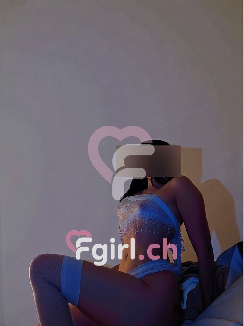 Violeta – Geneva photo 2