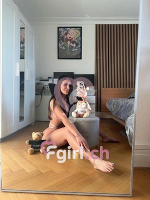 Violeta - Escort in Nyon
