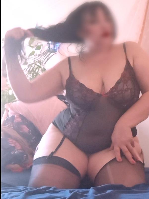 Volupté - Erotische Masseurin in Plainpalais
