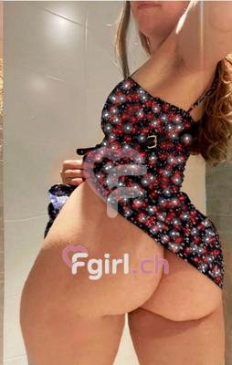 Wendy - Escort in Gland
