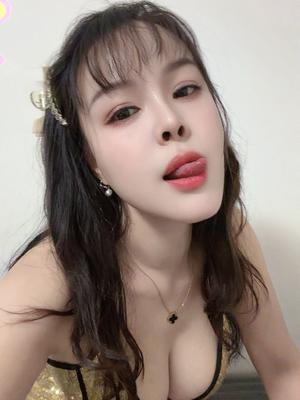 Xiao Hui - Escort en Vevey
