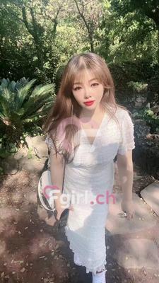 Xiao Qiao - Escort en Biel/Bienne

