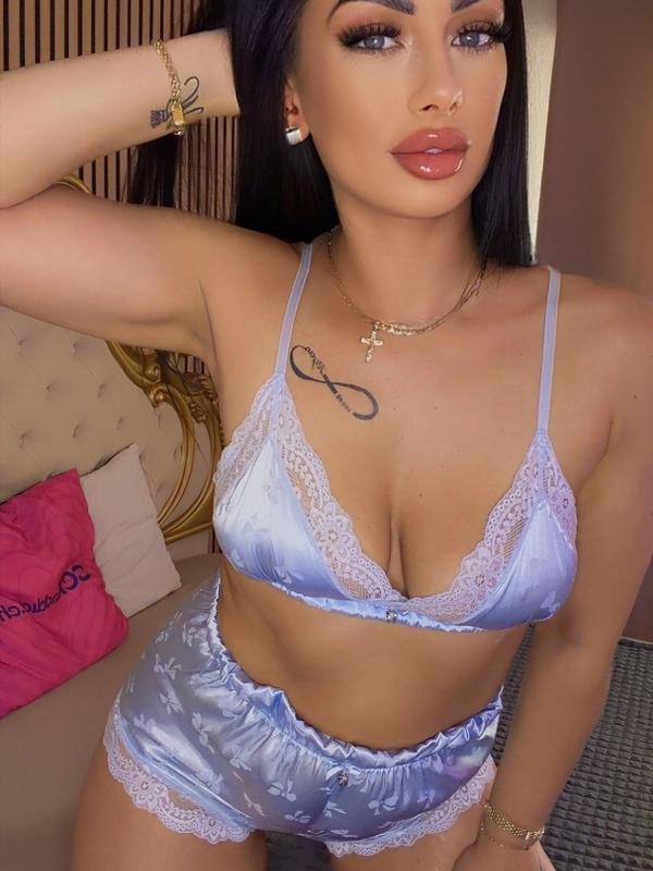 Yasmine - Escort à Neuchâtel
