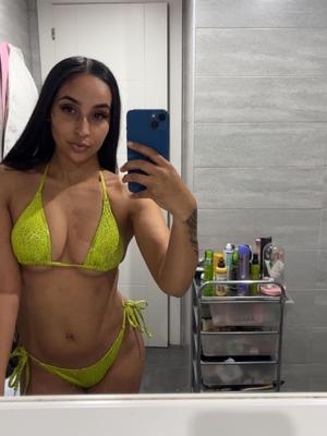 Yasmine - Escort in Genf
