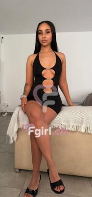 Yasmine - Escort à Genève
