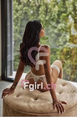 Yasmine - Escort à Lausanne
