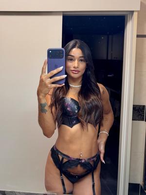 Yasmine - Escort à Sierre
