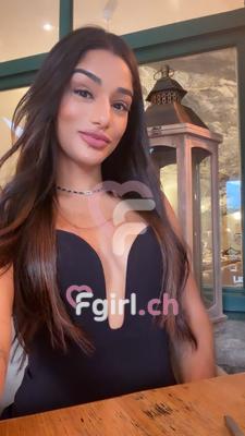 Yasmine - Escort en Eaux-vives