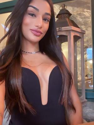 Yasmine - Escort en Lausanne
