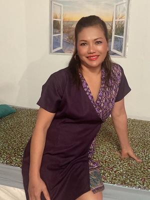 Yaya - Masseuse érotique à Genève

