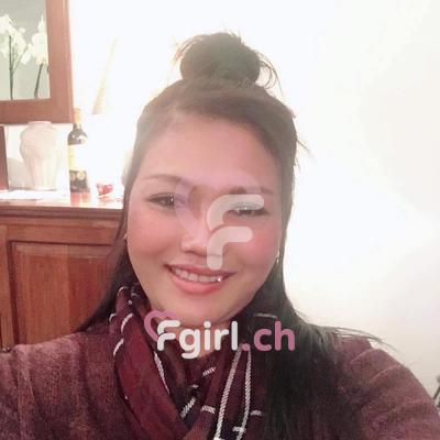 Yaya - Masseuse érotique à Genève