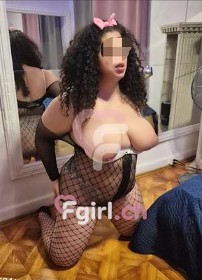 Yennyfer - Escort in La Chaux-de-Fonds
