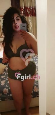 Yennyfer - Escort in La Chaux-de-Fonds