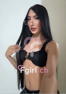 Yina - Escort à Plainpalais
