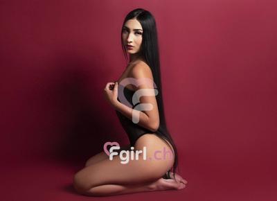 Yina - Escort à Plainpalais
