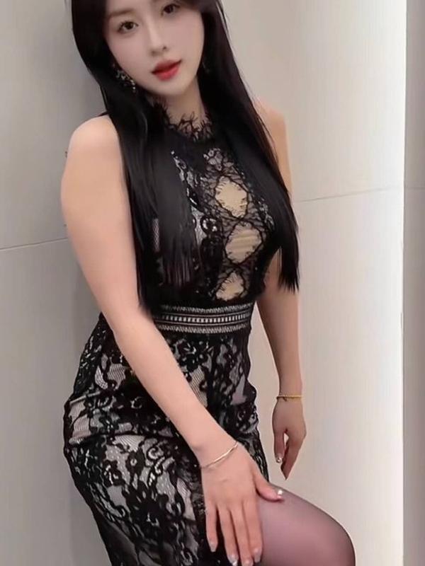 Yiyi - Escort à Genève
