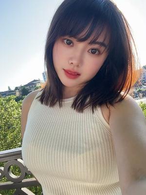 Youna - Escort a Thônex
