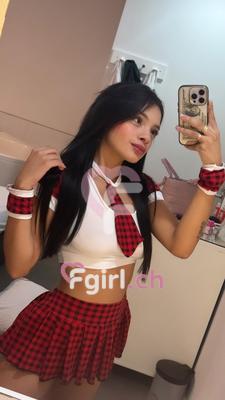 Yummy - Escort in Lausanne