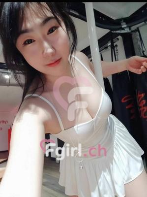 Yuuna - Escort in Yverdon-les-Bains

