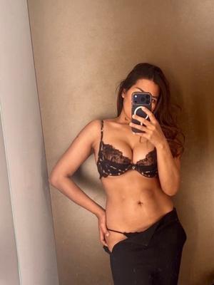 Zara - Massaggiatrice erotica a Nyon
