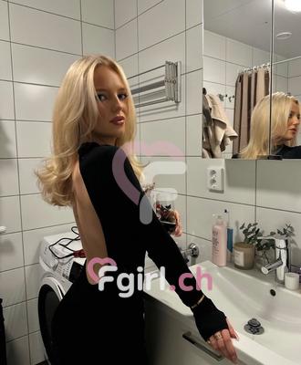 Zlatana - Phone sex and Video chat in Lausanne
