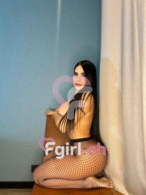 Zoë - Escort in Neuenburg
