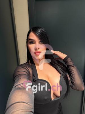 Zoë - Escort in Neuenburg