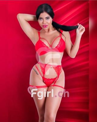 Zoe - Escort in La Chaux-de-Fonds
