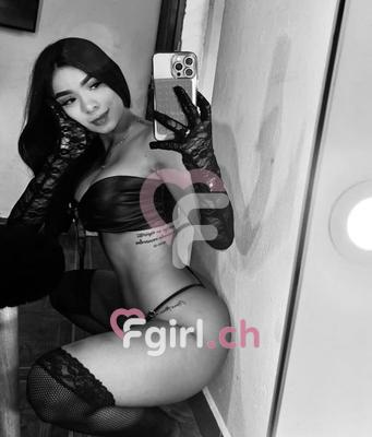 Zully - Escort in Genf
