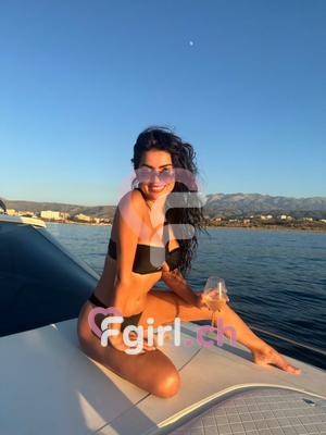 Zuza - Escort in Montreux
