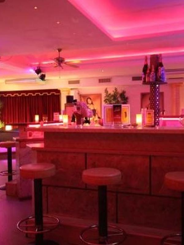 Club Aphrodite - Club erotico a Aigle

